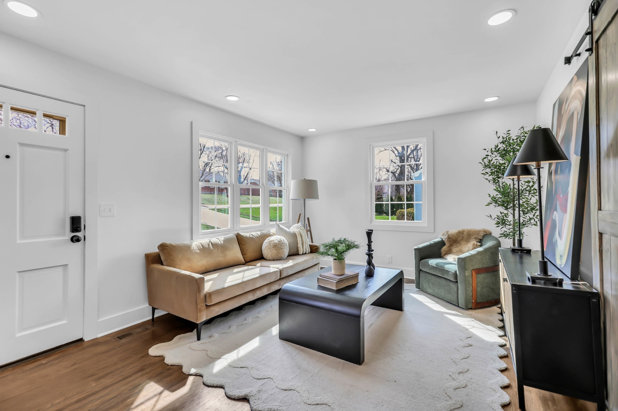 414 Springview Drive Nashville, TN 37214 - Photo 11 of 43 a living room with furniture and a window