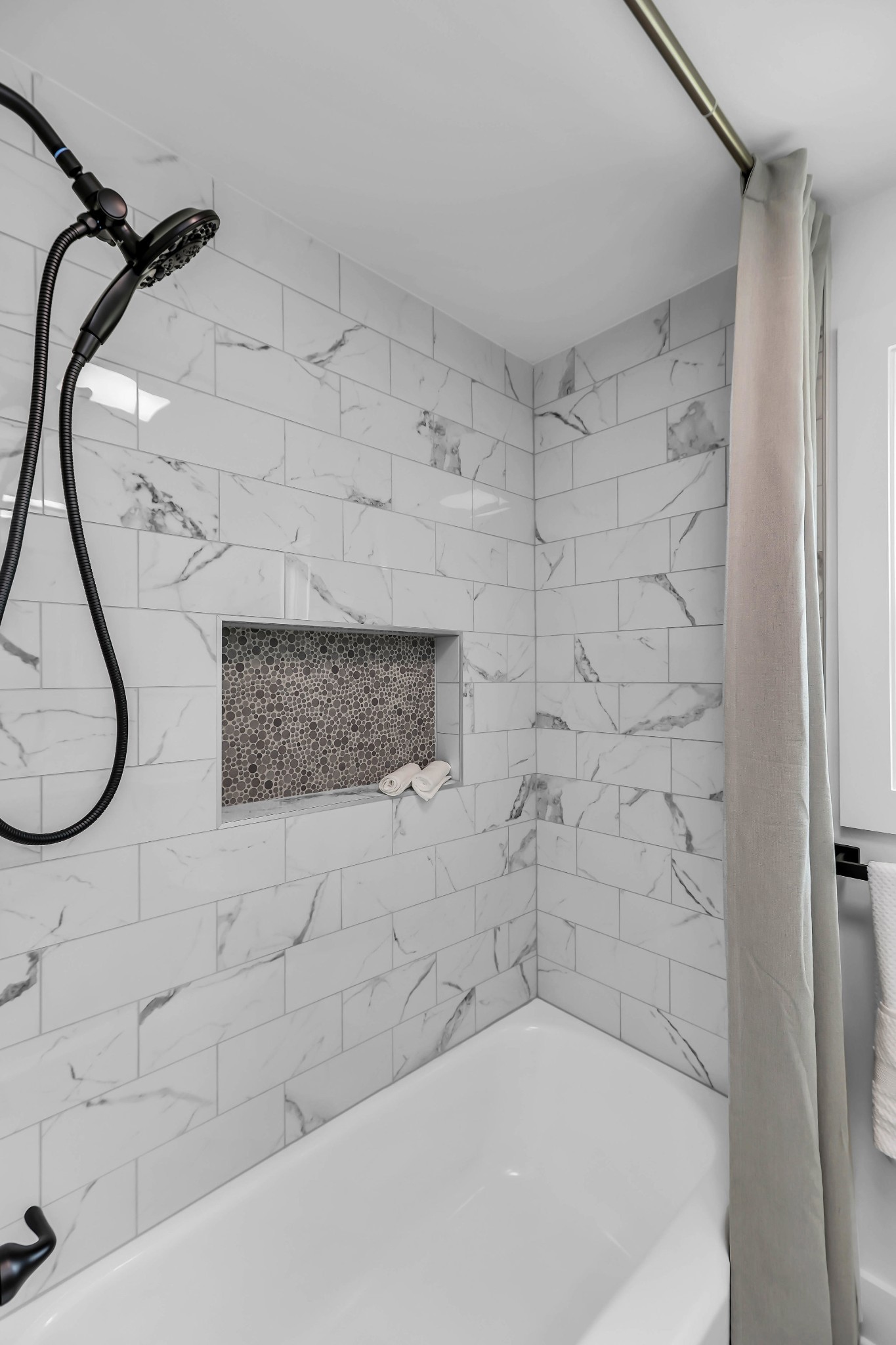 414 Springview Drive Nashville, TN 37214 - Photo 21 of 43 a bathroom with a shower