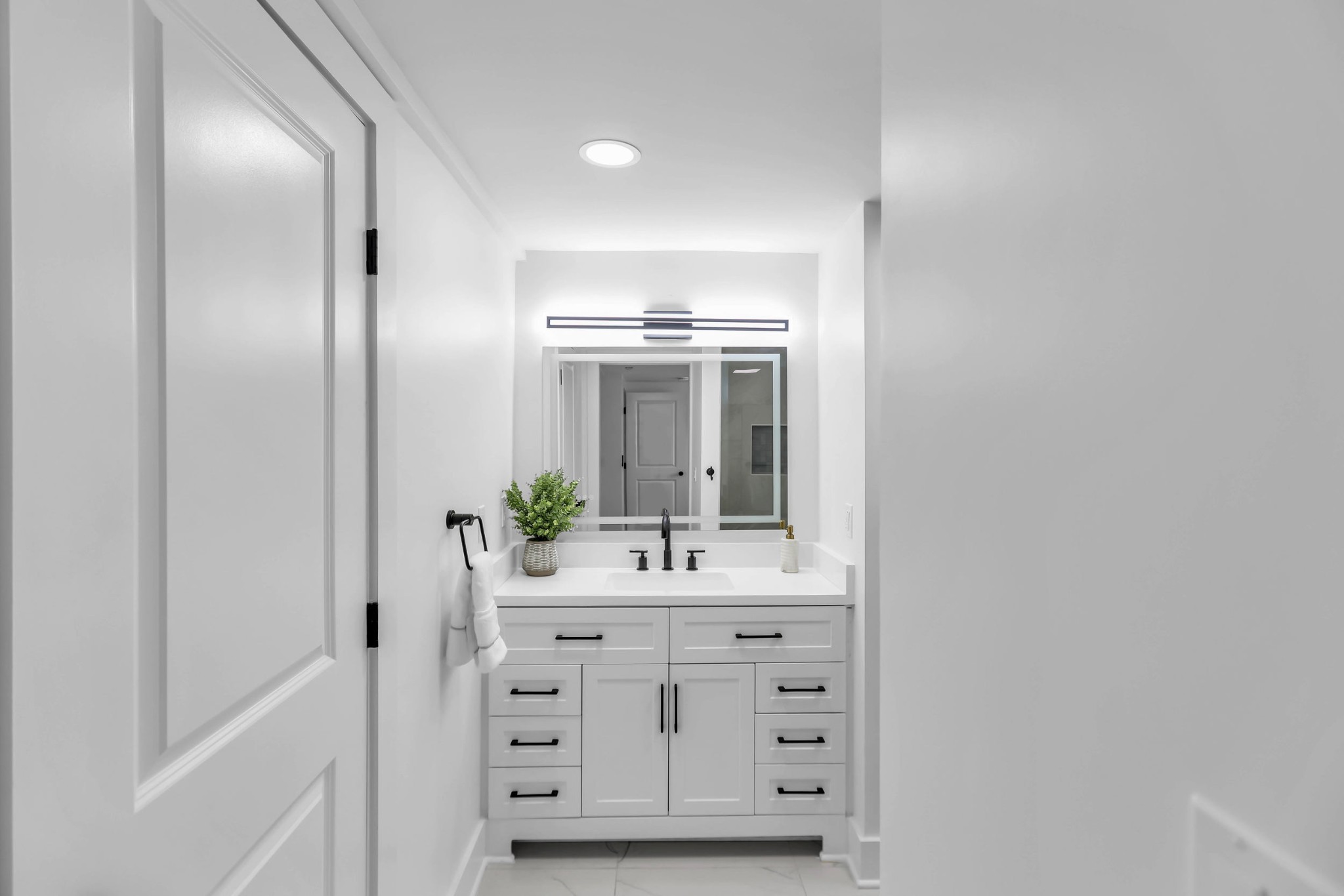 414 Springview Drive Nashville, TN 37214 - Photo 29 of 43 a bathroom with a sink and a mirror