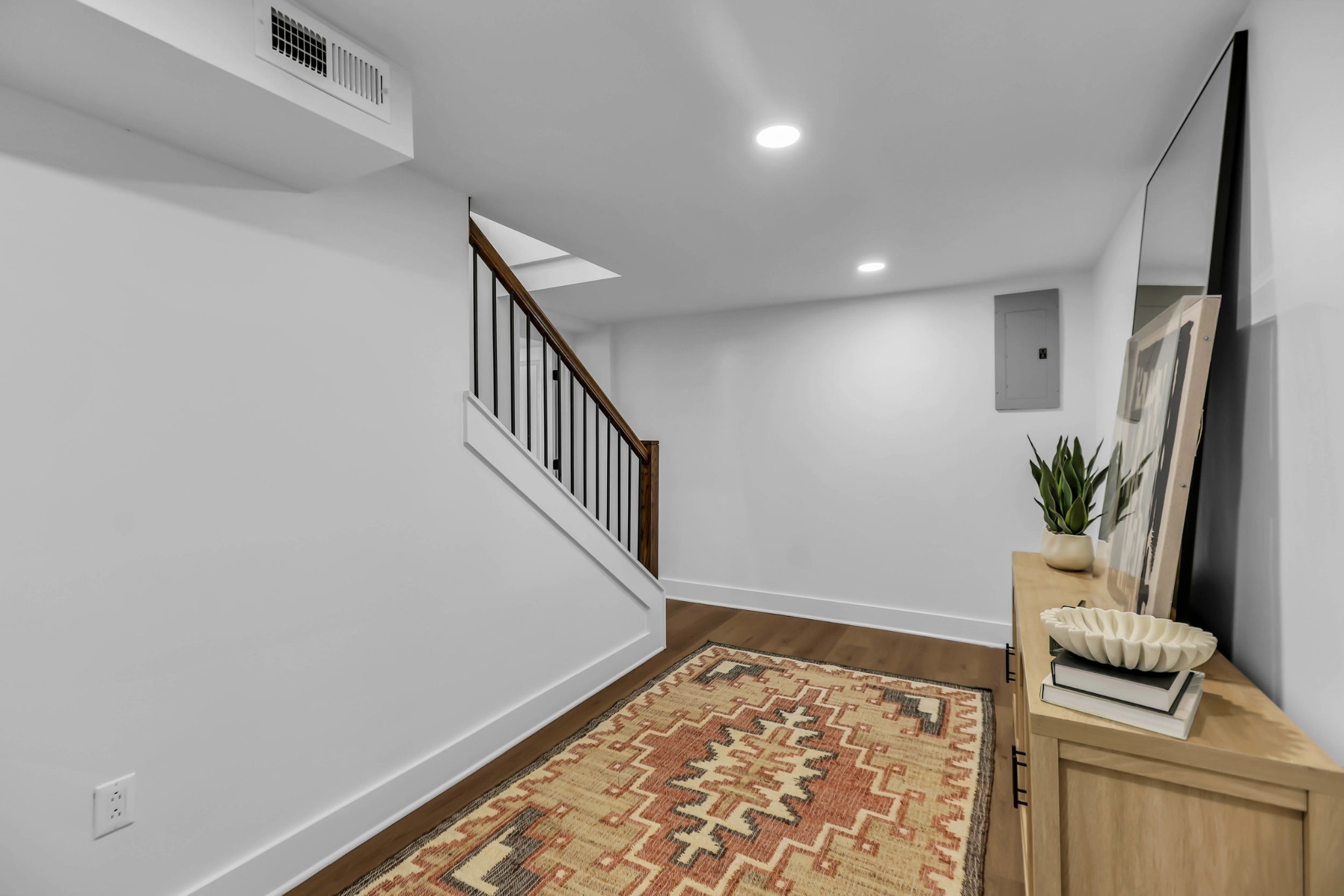 414 Springview Drive Nashville, TN 37214 - Photo 35 of 43 a view of entryway with wooden floor