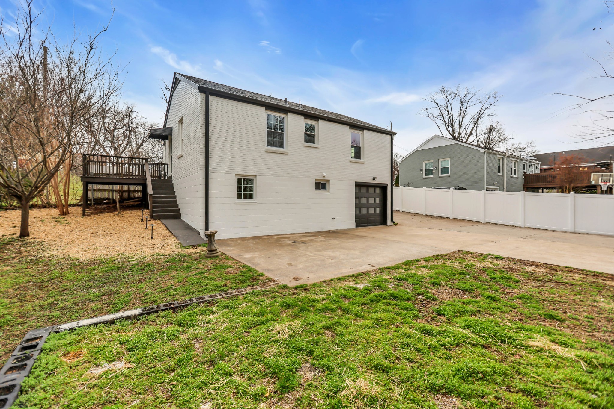 414 Springview Drive Nashville, TN 37214 - Photo 38 of 43 a view of a backyard of the house