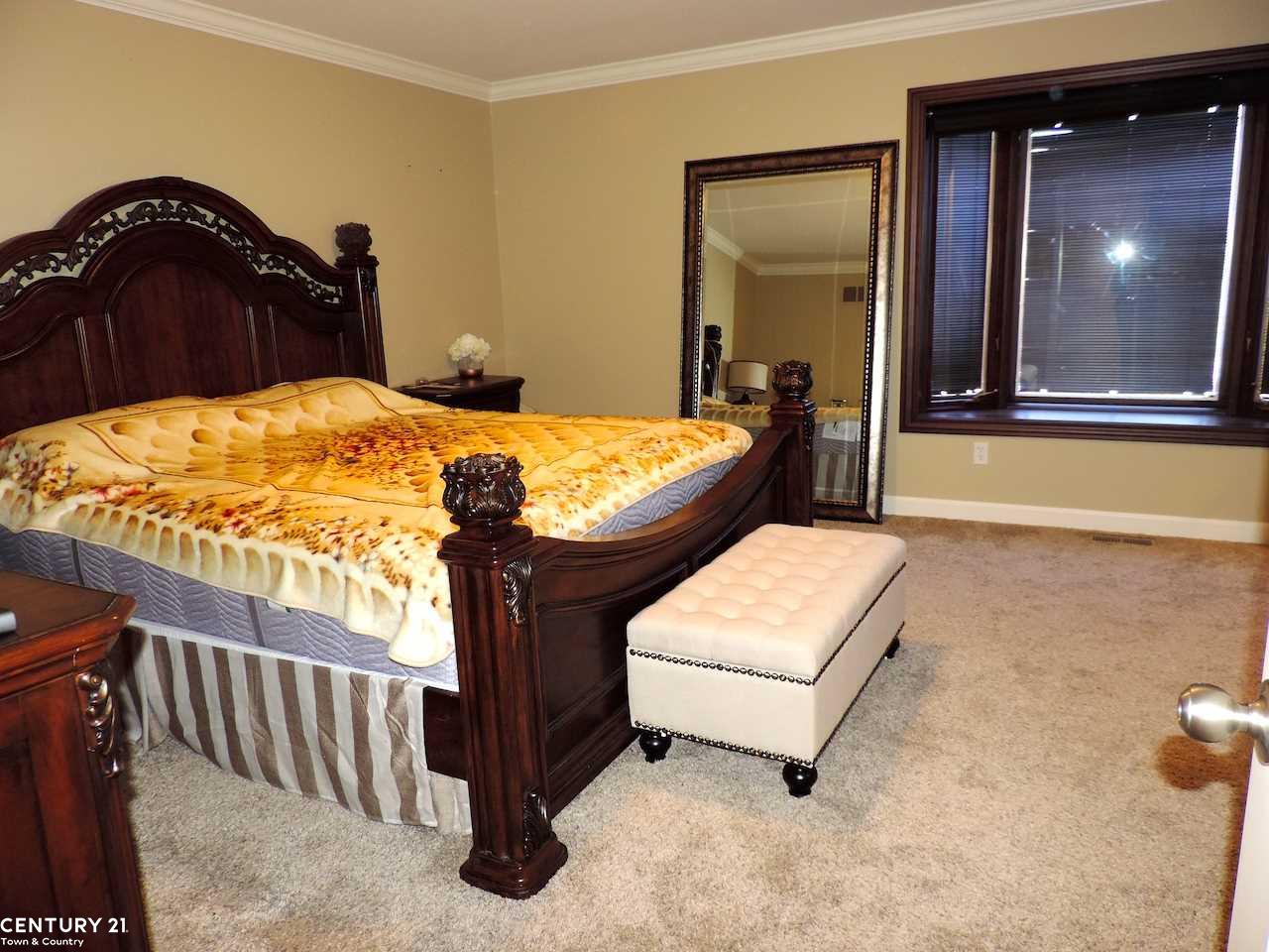 16460 Faulman Road Clinton Township, MI 48035 - Photo 12 of 27