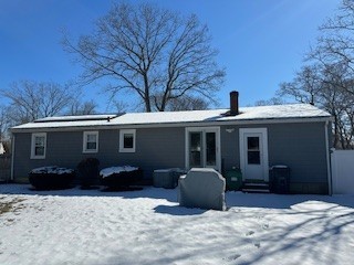3 Winchell Road Warwick, RI 02889 - Photo 3 of 21 Gallery Image 3