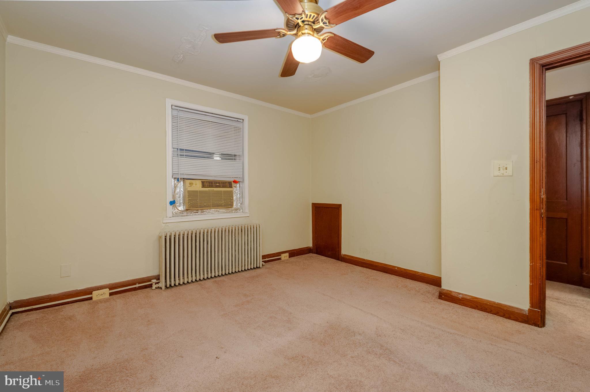 3500 4th Street Baltimore, MD 21225 - Photo 12 of 43 Cozy room with classic charm and warmth.