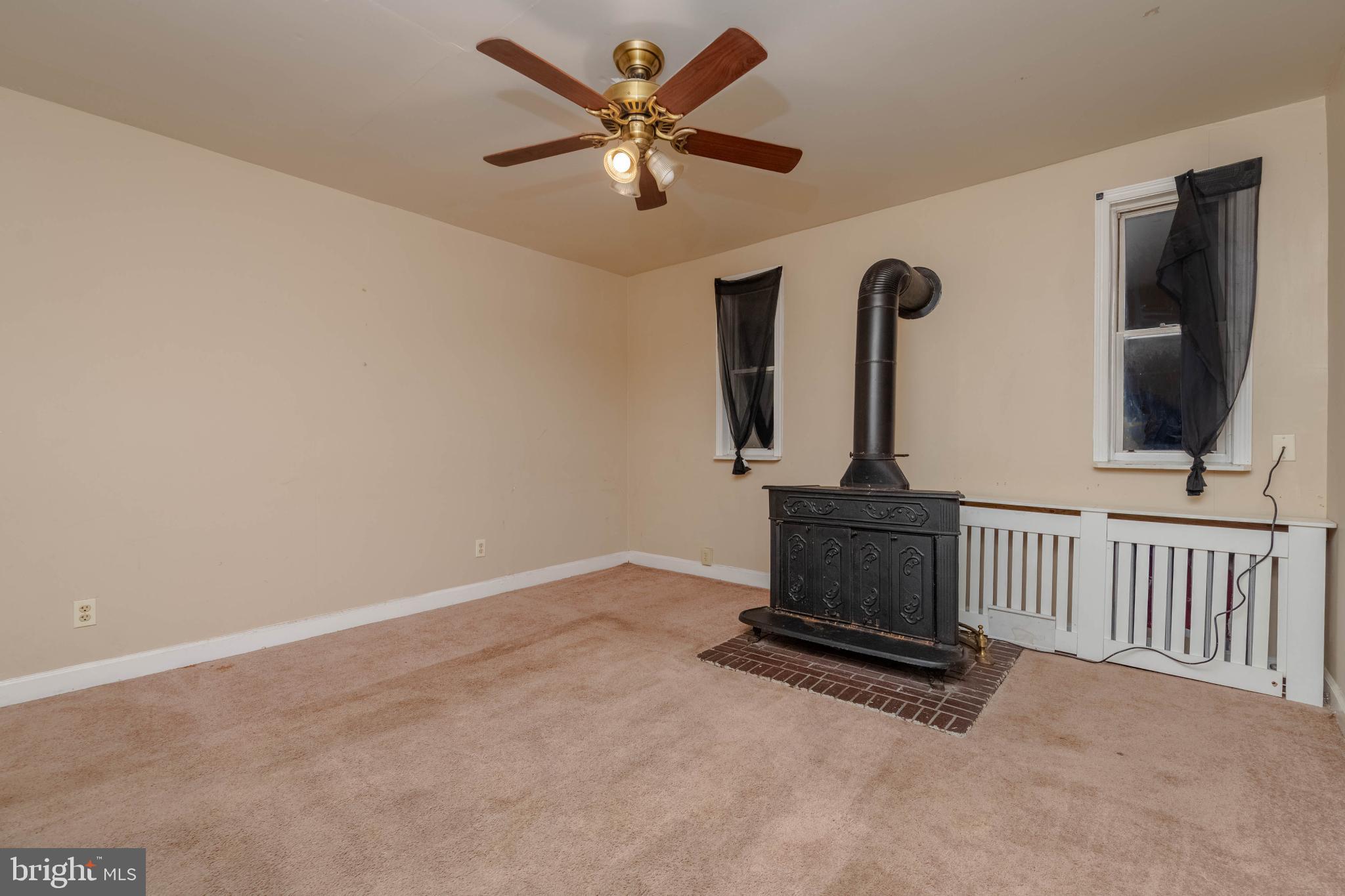 3500 4th Street Baltimore, MD 21225 - Photo 21 of 43 Cozy space with vintage charm and warmth.