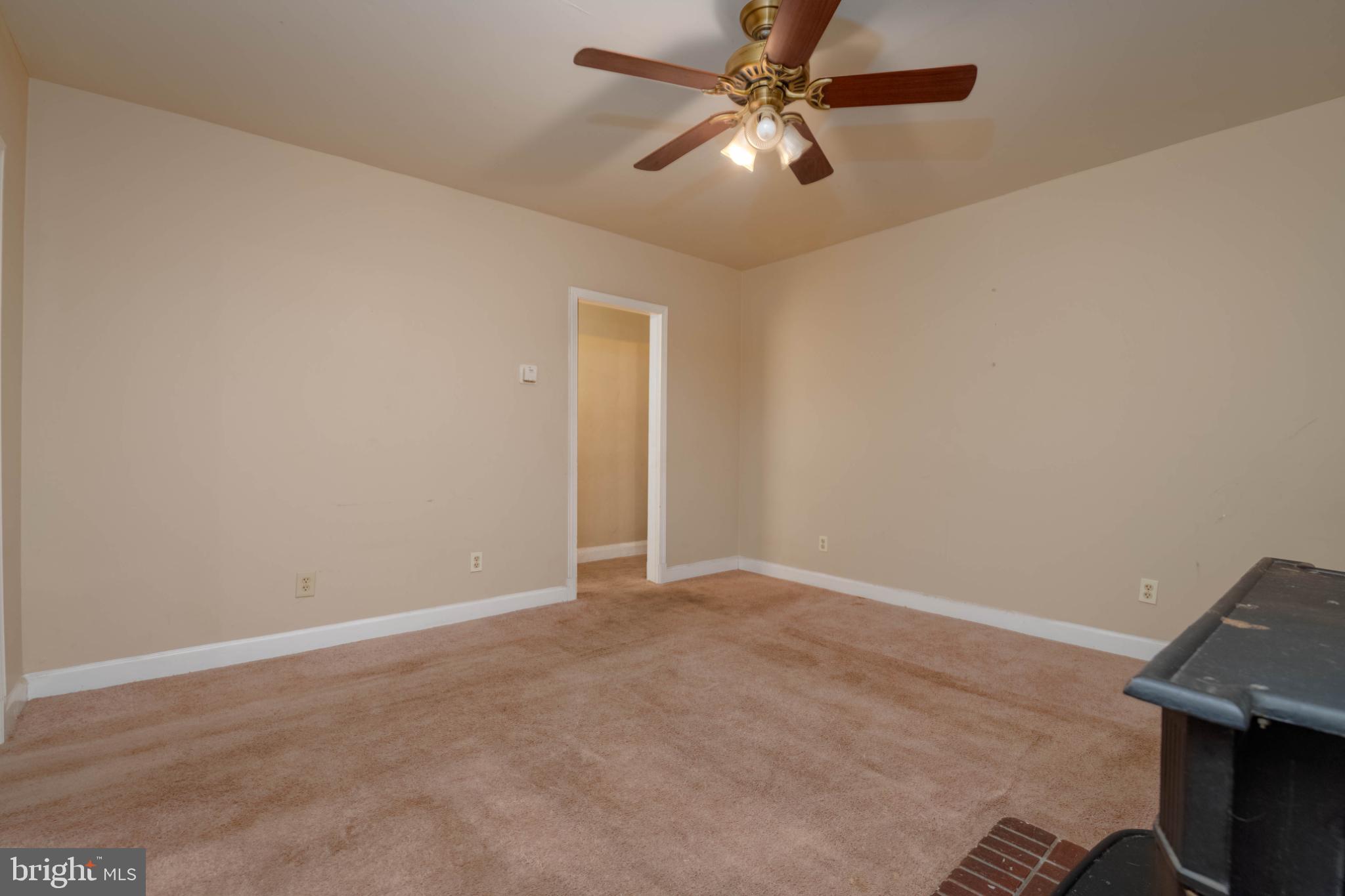 3500 4th Street Baltimore, MD 21225 - Photo 22 of 43 Spacious room with inviting natural light.