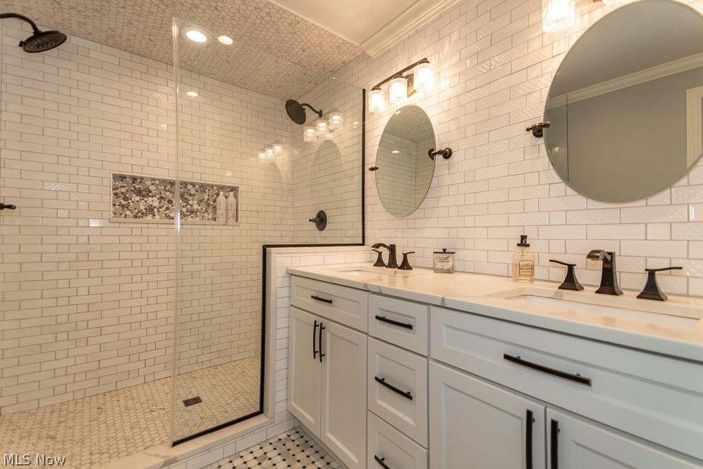 29235 Edgedale Road Cleveland, OH 44124 - Photo 21 of 35 Double Sinks and Double Showerheads in the vast Walk-In Shower