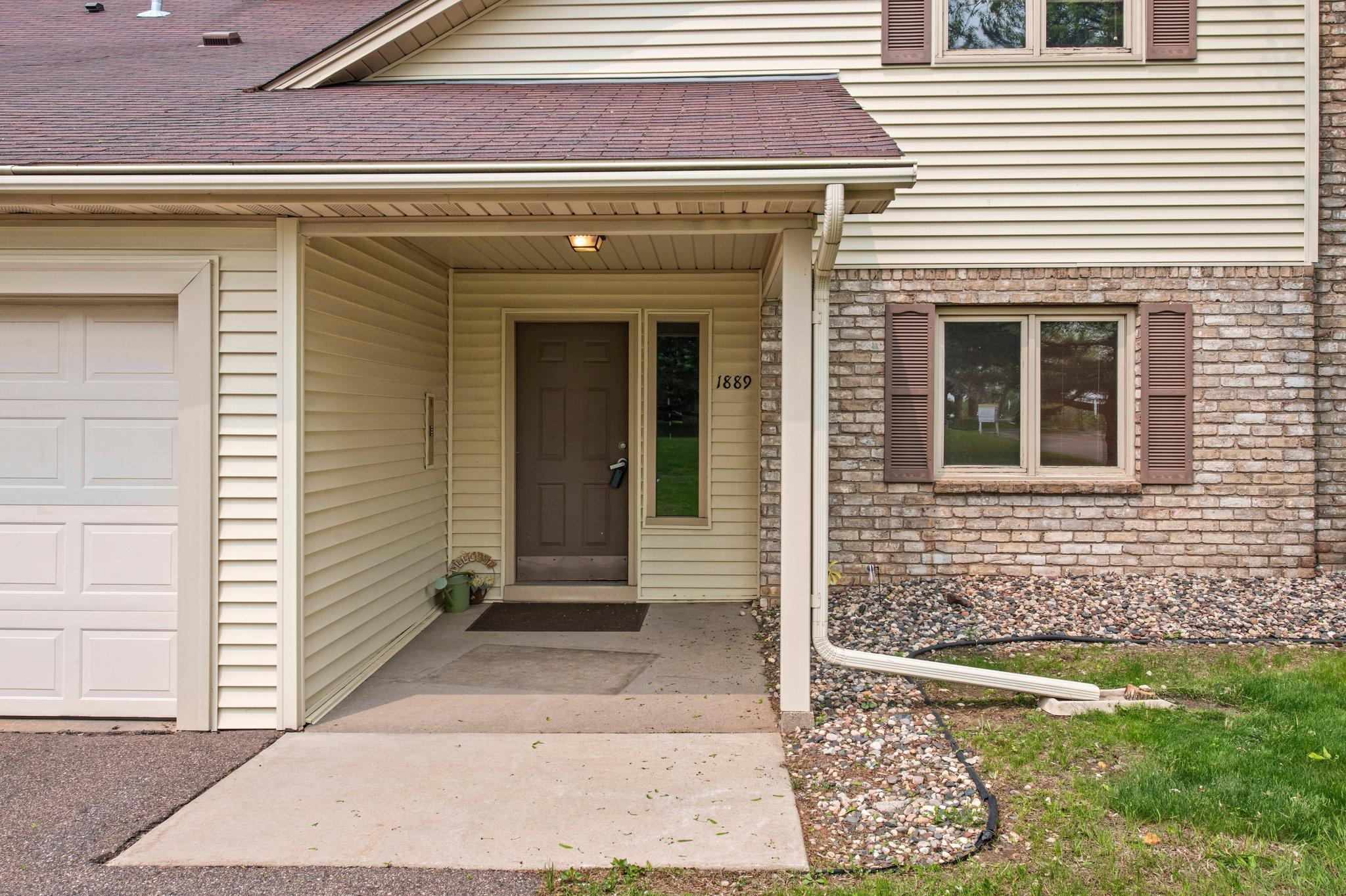 1889 Fox Ridge Road, Unit D West St. Paul, MN 55118 - Photo 2 of 34 Gallery Image 2