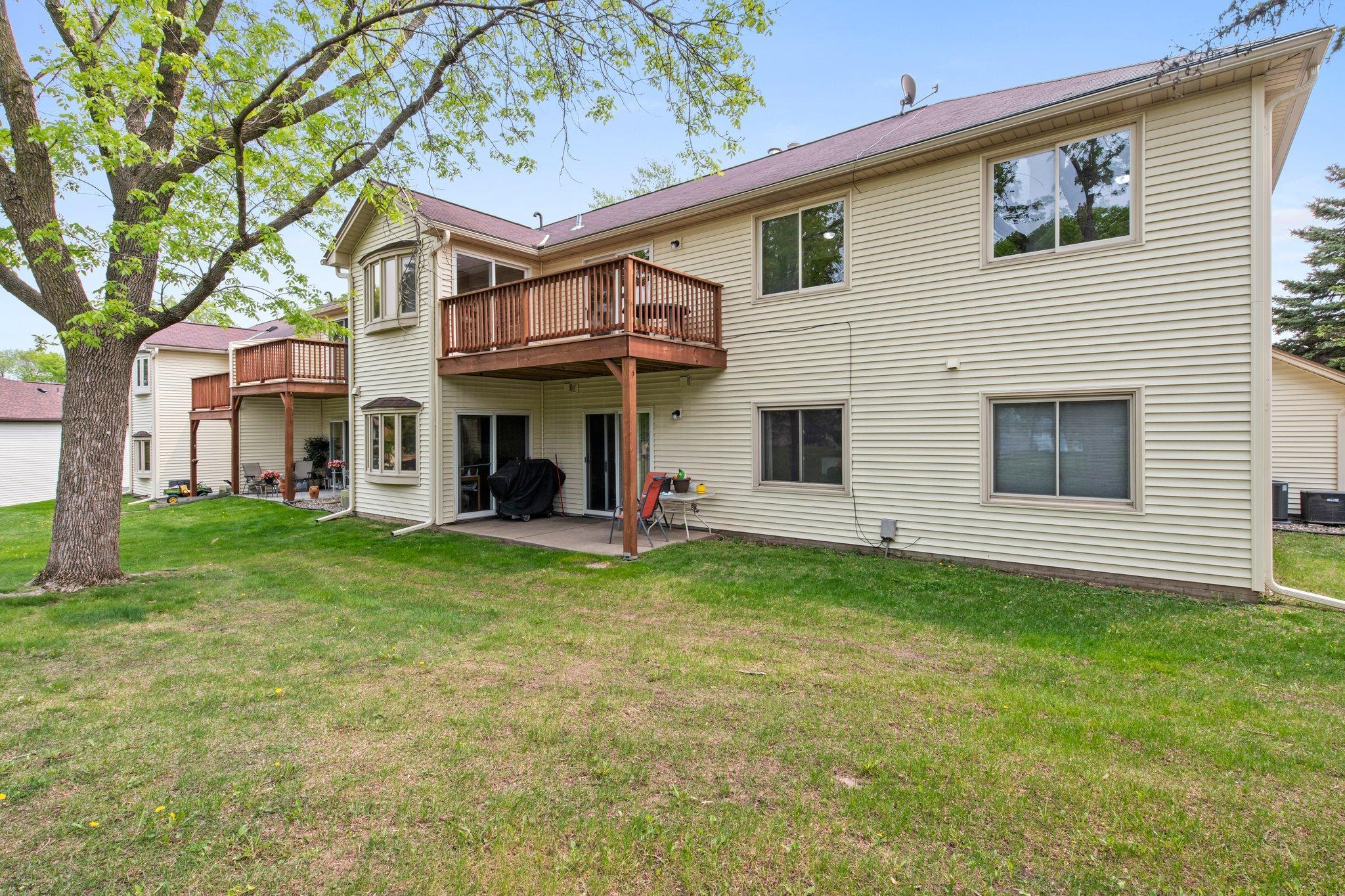 1889 Fox Ridge Road, Unit D West St. Paul, MN 55118 - Photo 27 of 34 Gallery Image 27