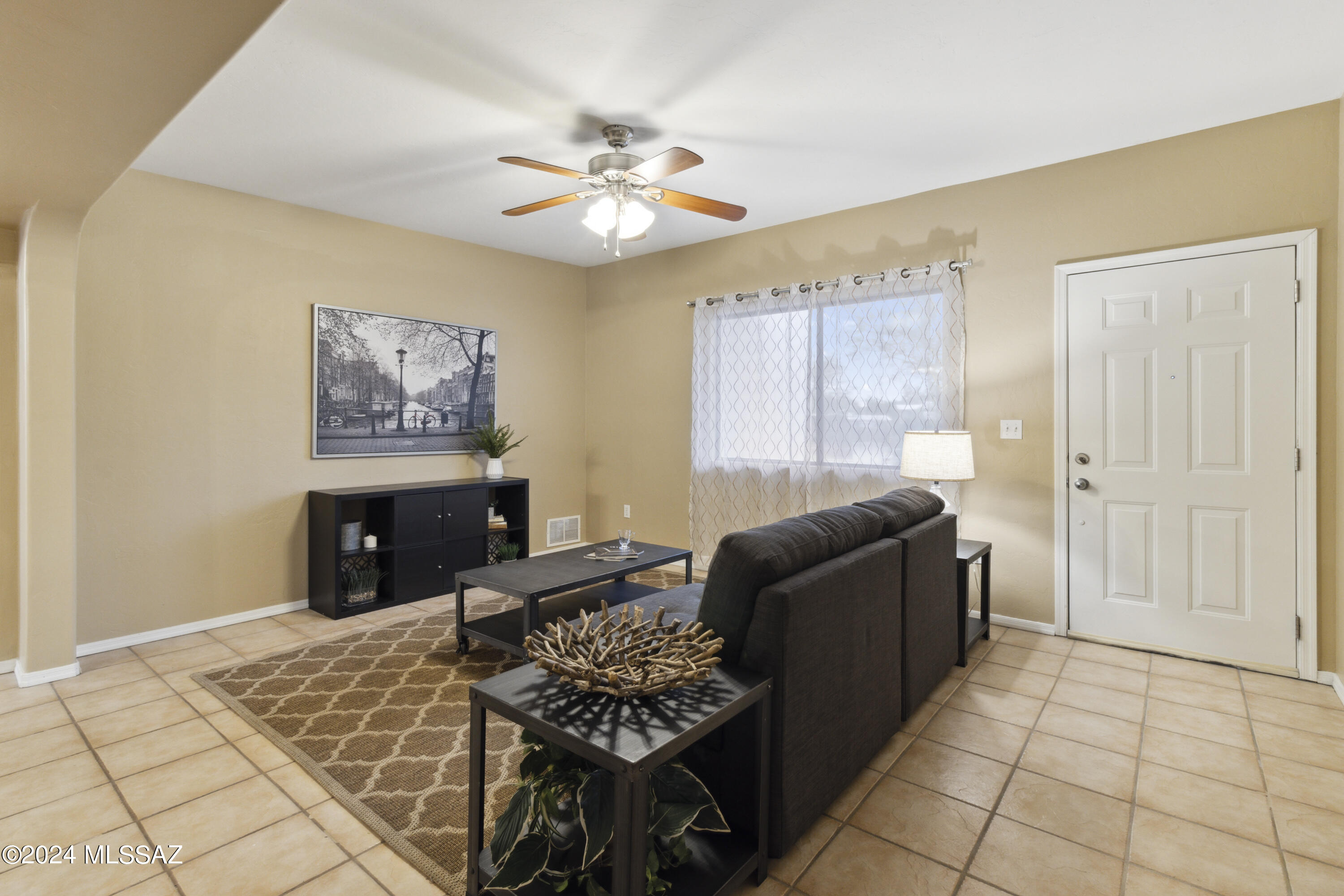 2049 South Rufus Drive Tucson, AZ 85713 - Photo 5 of 26 Gallery Image 5