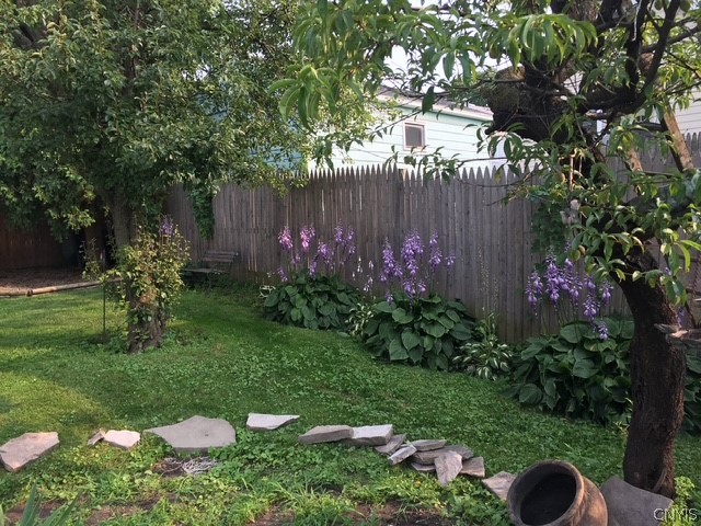 149 Harding Street Syracuse, NY 13208 - Photo 37 of 43