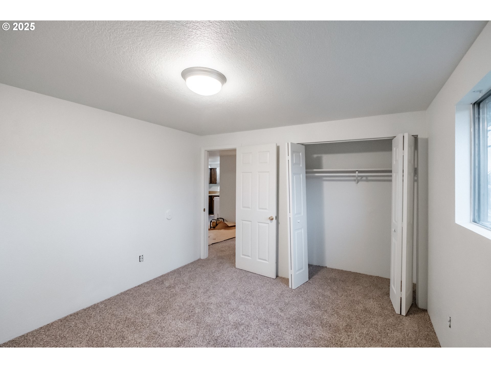 560 Manor Way Lebanon, OR 97355 - Photo 9 of 14 Gallery Image 9