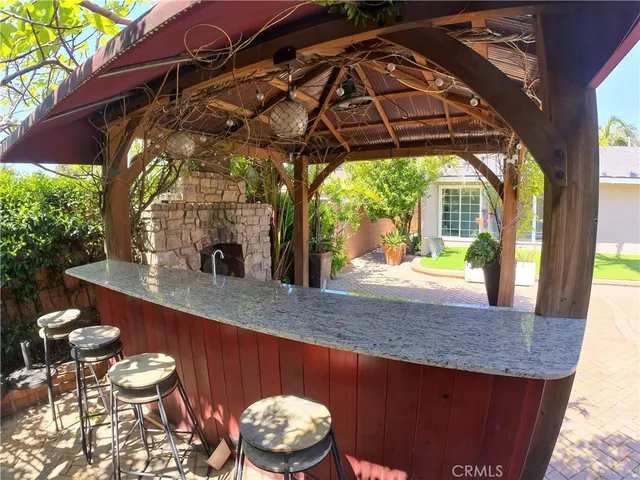 a view of outdoor space