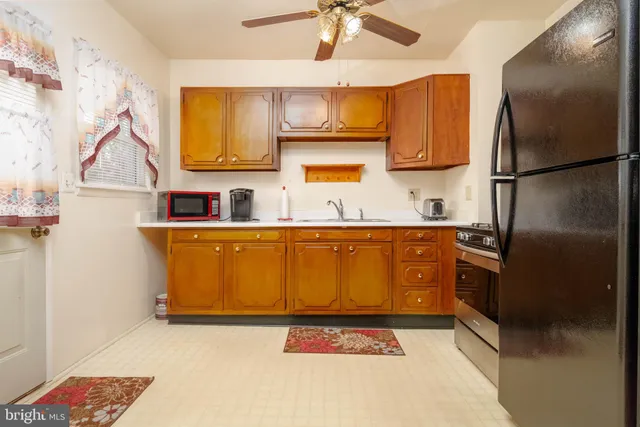 $204,900 | 202 Essex Avenue, Baltimore, MD 21221