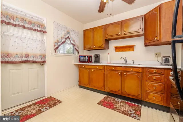 $204,900 | 202 Essex Avenue, Baltimore, MD 21221