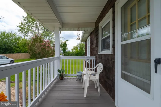 $204,900 | 202 Essex Avenue, Baltimore, MD 21221