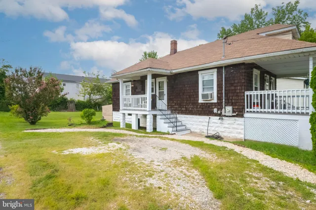 $204,900 | 202 Essex Avenue, Baltimore, MD 21221