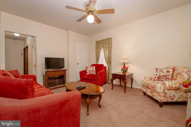 $204,900 | 202 Essex Avenue, Baltimore, MD 21221