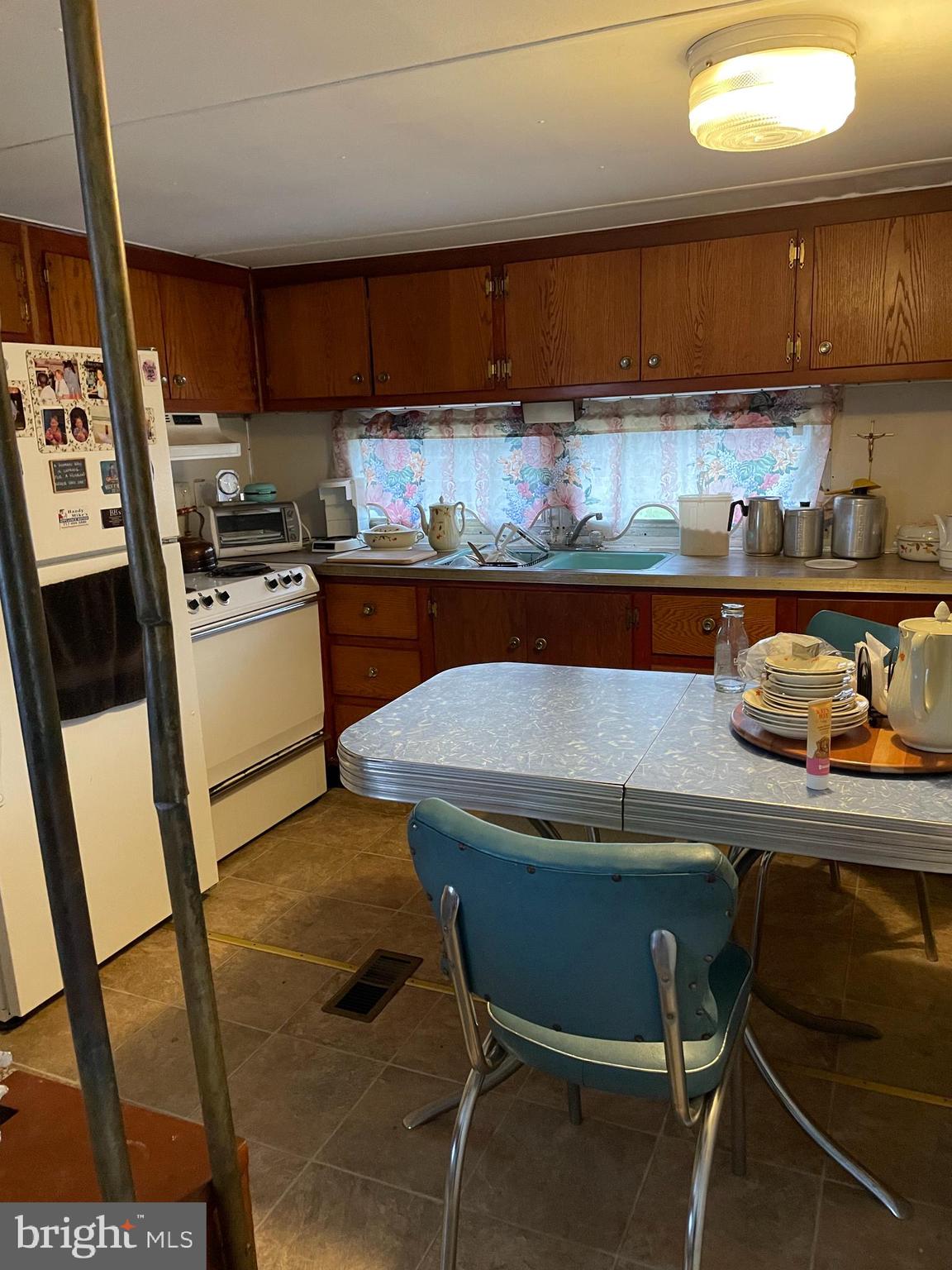 104 South Preston Street Ranson, WV 25438 - Photo 3 of 19