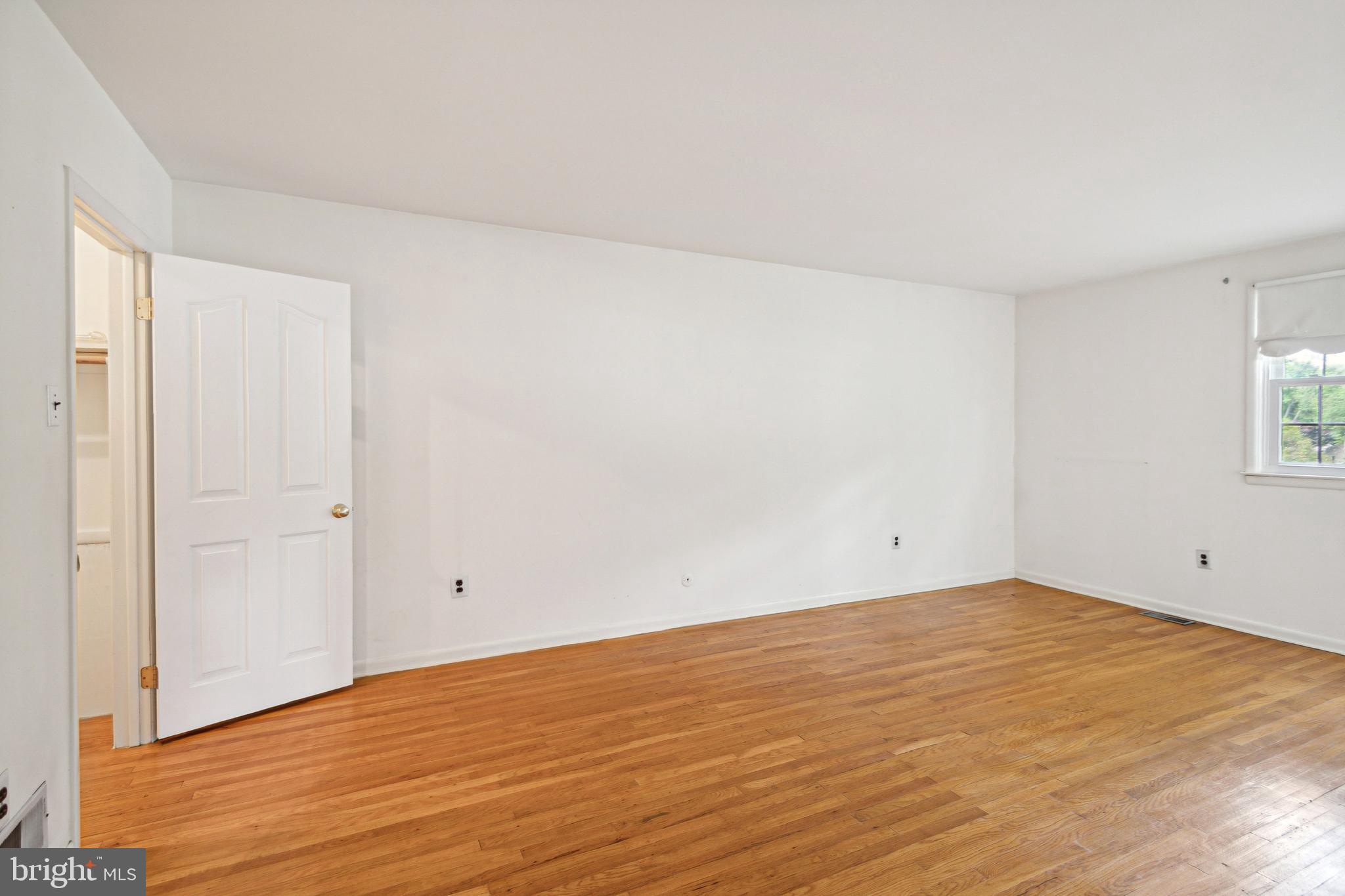721 Liberty Road Mount Laurel, NJ 08054 - Photo 12 of 24
