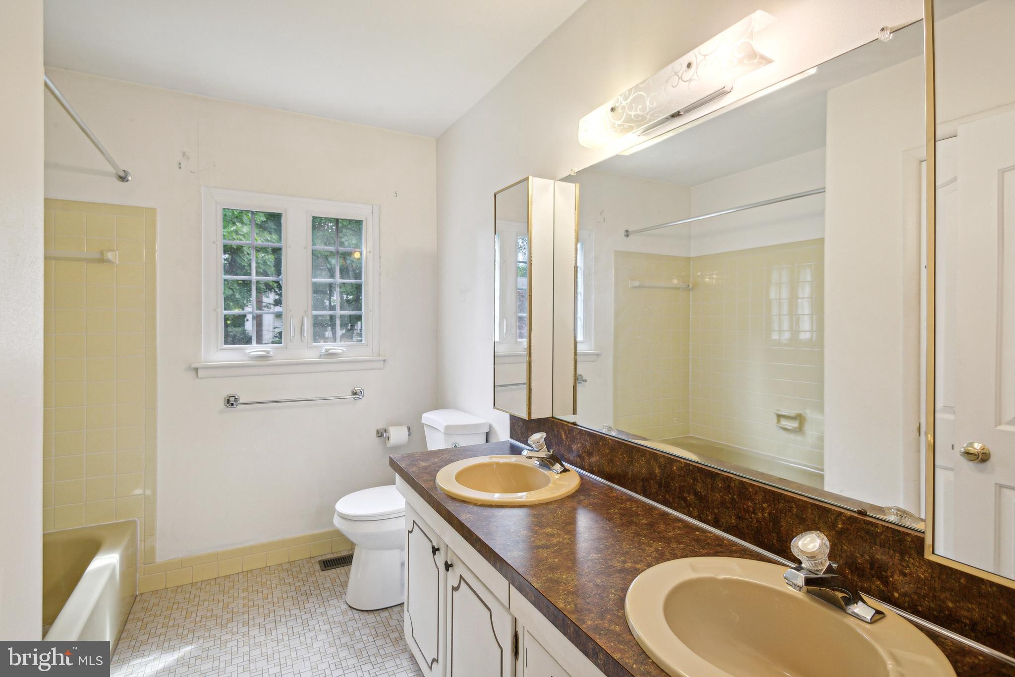 721 Liberty Road Mount Laurel, NJ 08054 - Photo 16 of 24