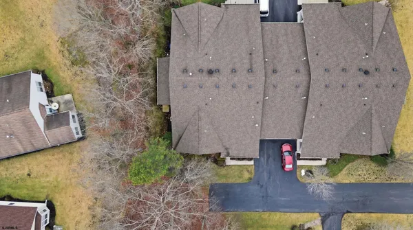 $305,000 | 127 Dover Court, Smithville, NJ 08205