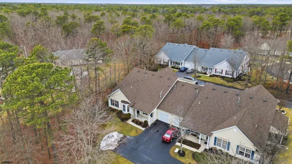 $305,000 | 127 Dover Court, Smithville, NJ 08205