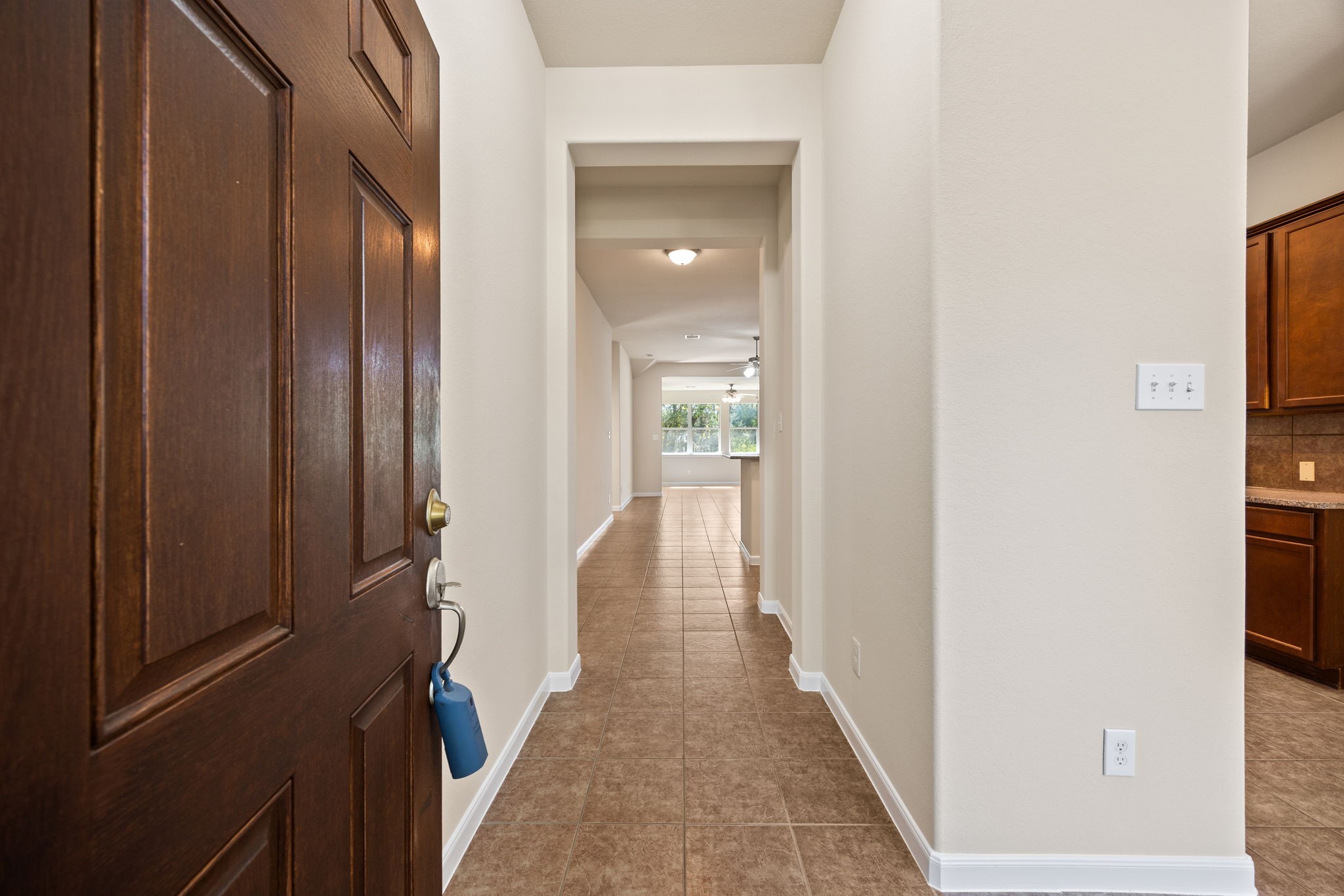 7204 South Boulder Cliff Lane Humble, TX 77396 - Photo 5 of 41