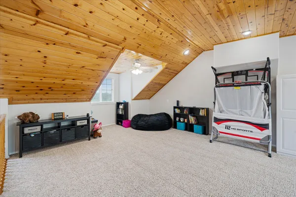 $829,900 | 10190 Oak Run Road, Oak Run, CA 96069