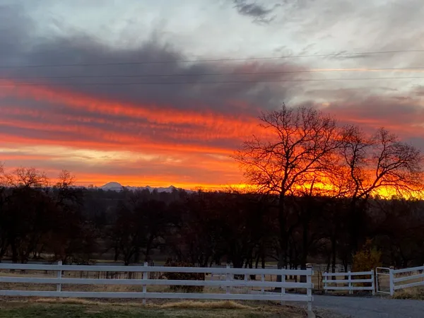 $829,900 | 10190 Oak Run Road, Oak Run, CA 96069