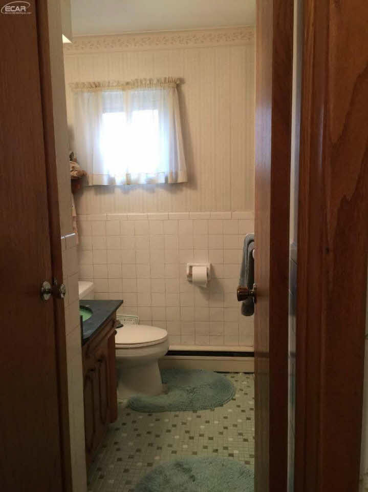 4132 Elms Road Flushing, MI 48433 - Photo 14 of 29 21149604-13.JPG
