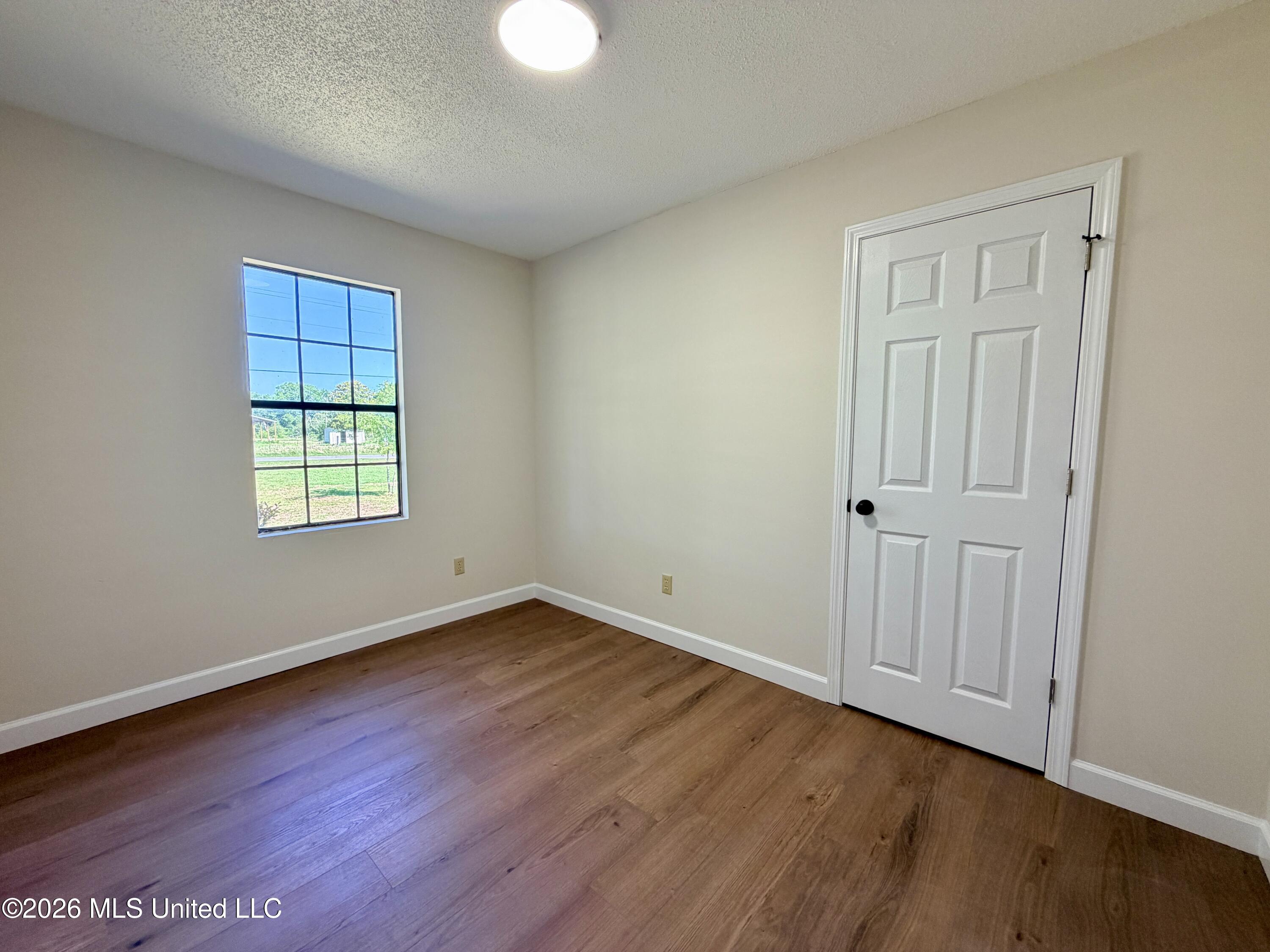 184 Brushy Creek Road Lucedale, MS 39452 - Photo 6 of 25 IMG_9627