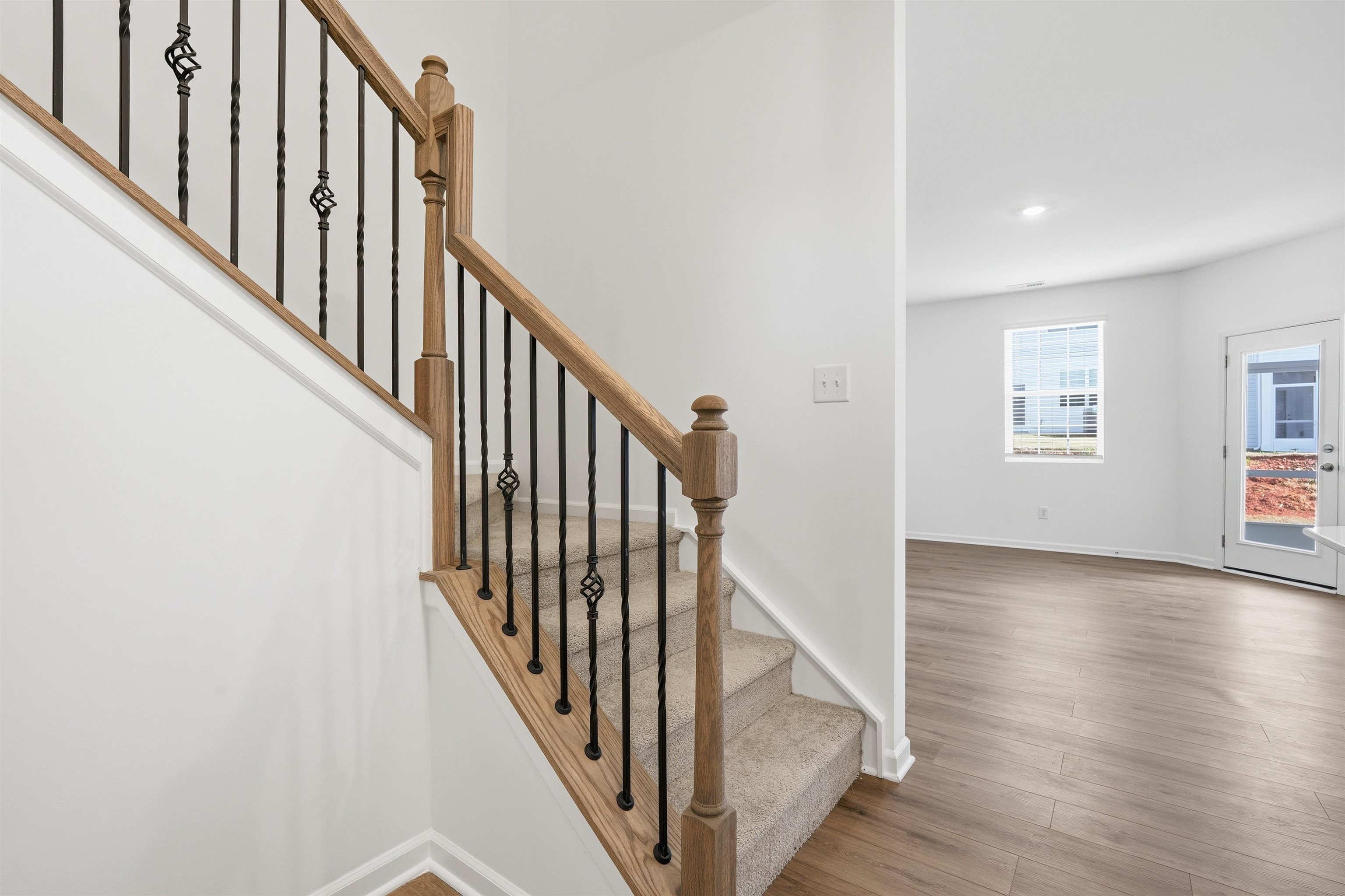 1716 Hidalgo Drive Boiling Springs, SC 29316 - Photo 7 of 28