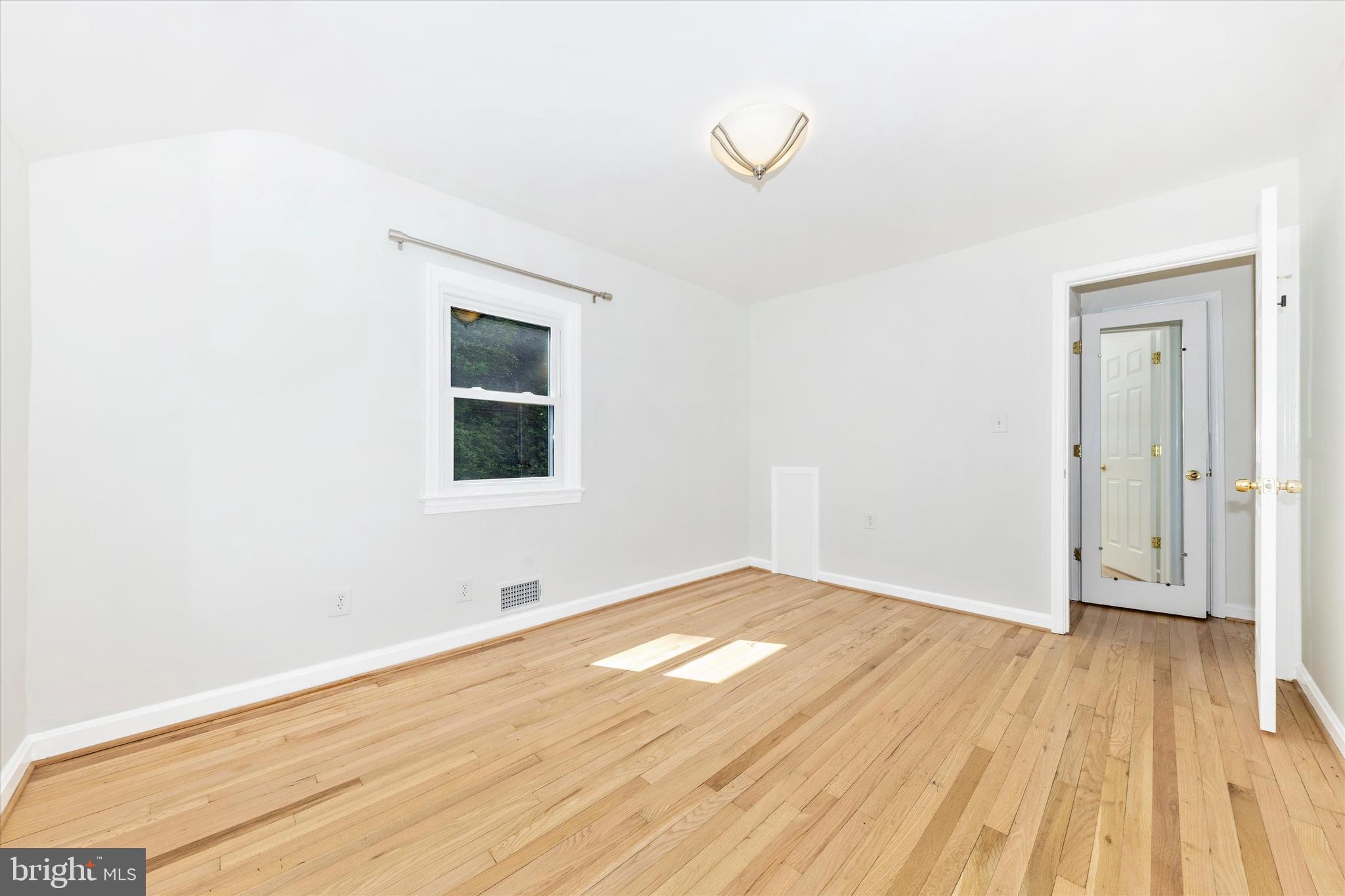 2714 Arvin Street Silver Spring, MD 20902 - Photo 30 of 54 Bedroom