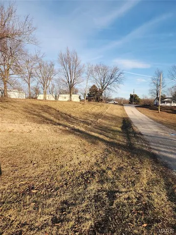 $104,900 | 19 Hurt Drive, Winfield, MO 63389