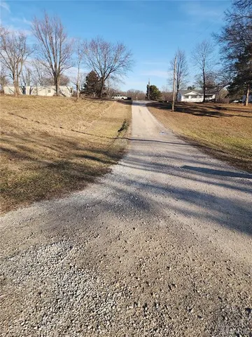 $104,900 | 19 Hurt Drive, Winfield, MO 63389