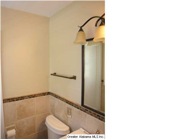300 Willow Bend Road Birmingham, AL 35209 - Photo 10 of 19