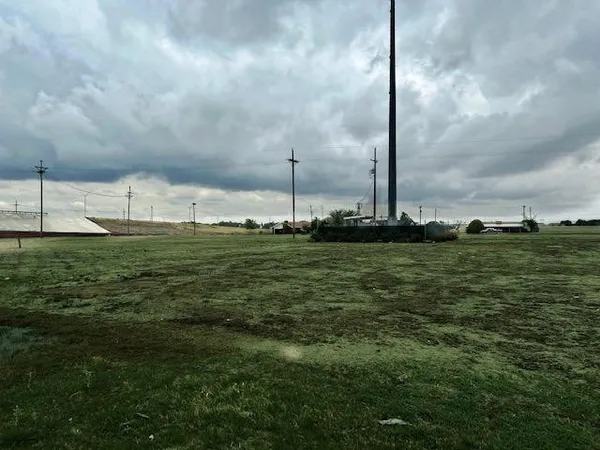 $1,300,000 | 2908-2910 Dimmitt, Plainview, TX 79072