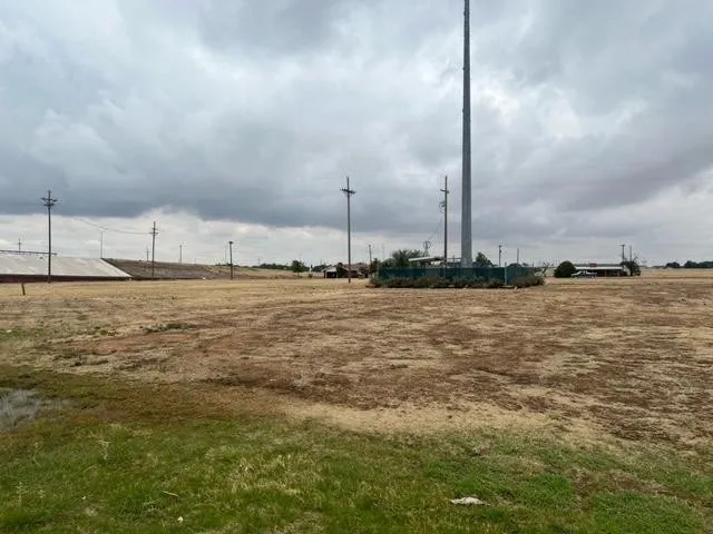 $1,300,000 | 2908-2910 Dimmitt, Plainview, TX 79072