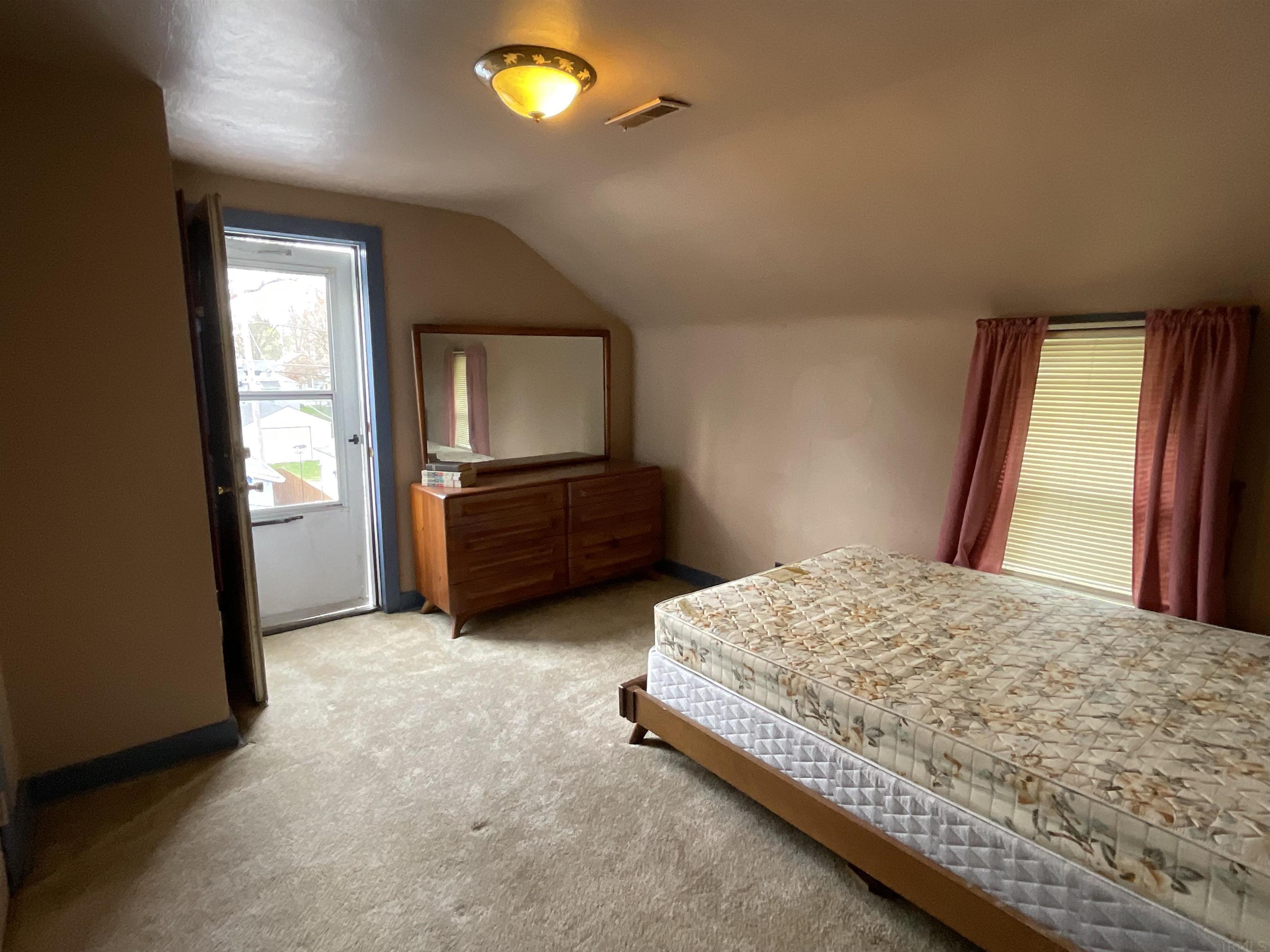 1226 Sinclair Street Fort Wayne, IN 46808 - Photo 23 of 35 Gallery Image 23