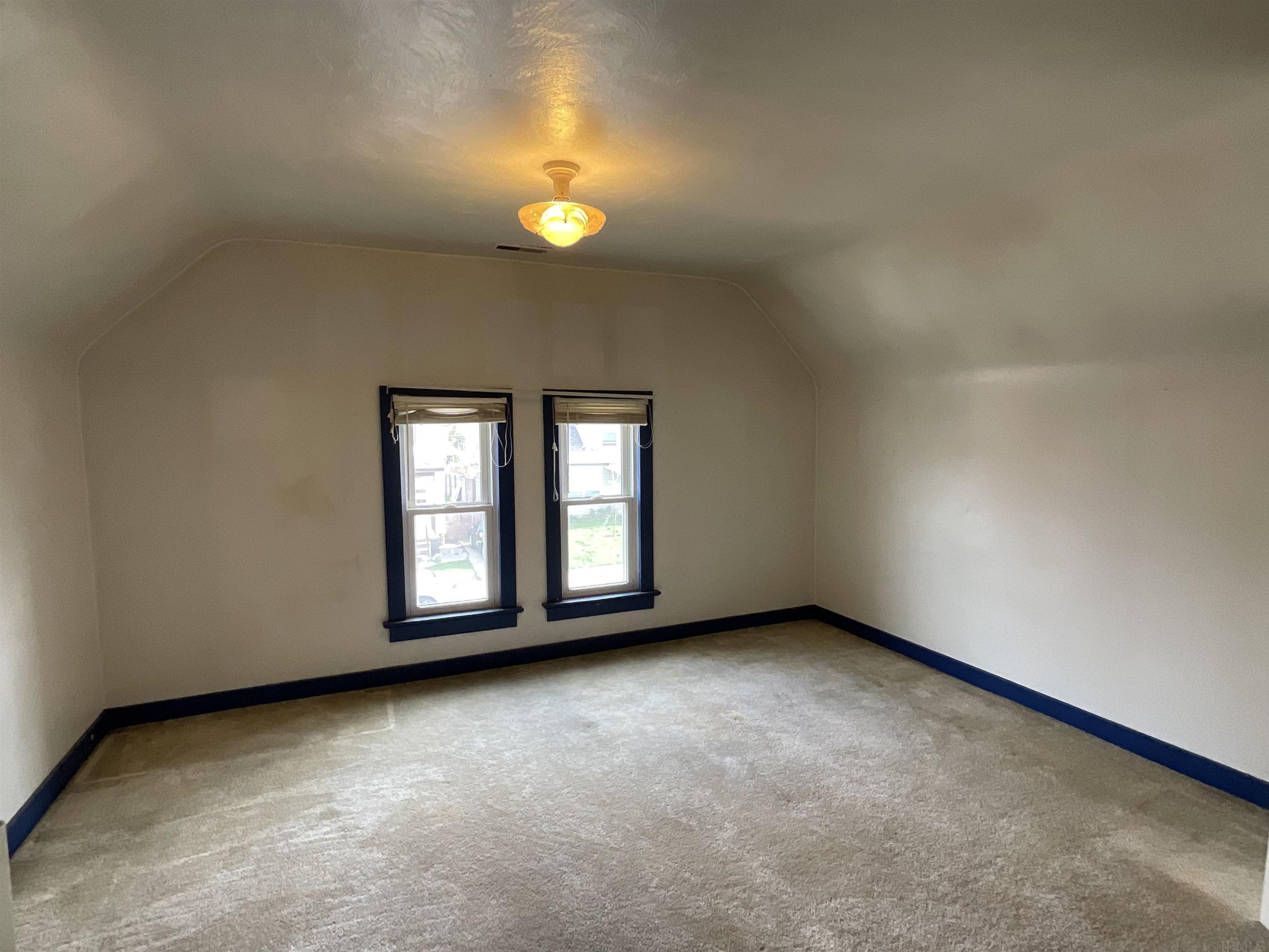 1226 Sinclair Street Fort Wayne, IN 46808 - Photo 29 of 35 Gallery Image 29