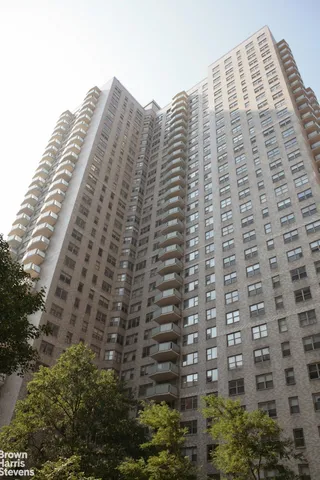 $1,259,000 | 300 East 40th Street, Unit 31C | Murray Hill