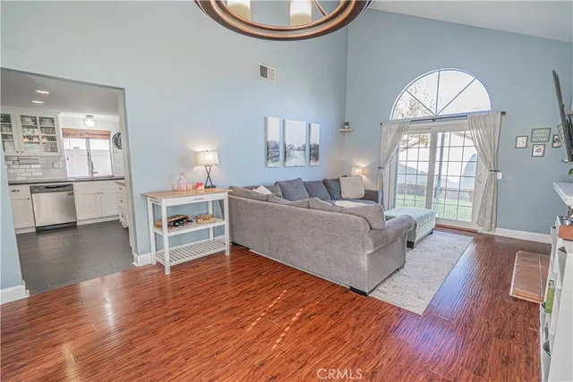 $675,000 | 20003 Nutcracker Place, Canyon Country, CA 91351