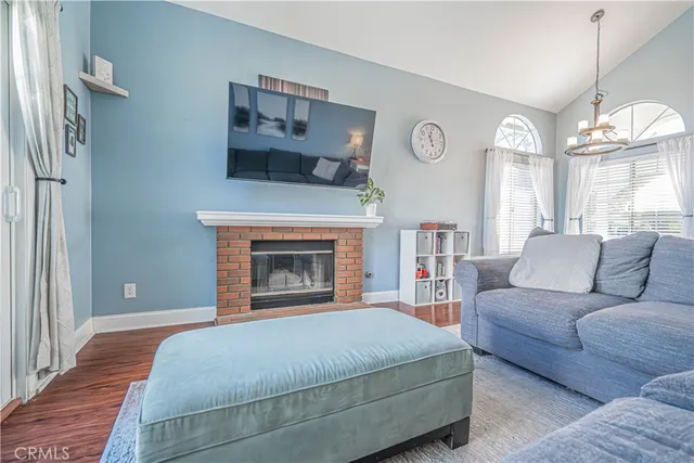 $675,000 | 20003 Nutcracker Place, Canyon Country, CA 91351