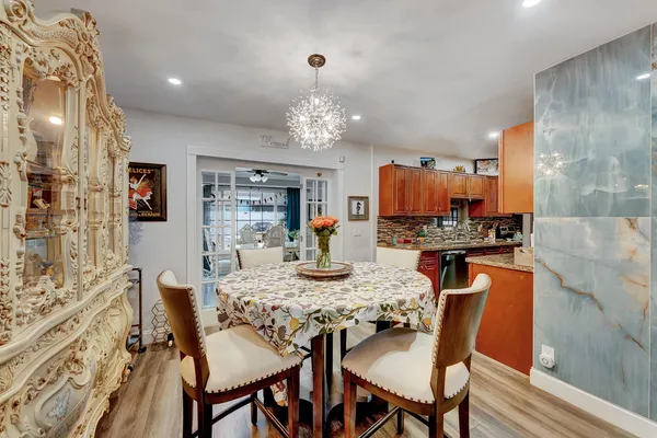 $6,500 | 661 Eagle Circle, Delray Beach, FL 33444