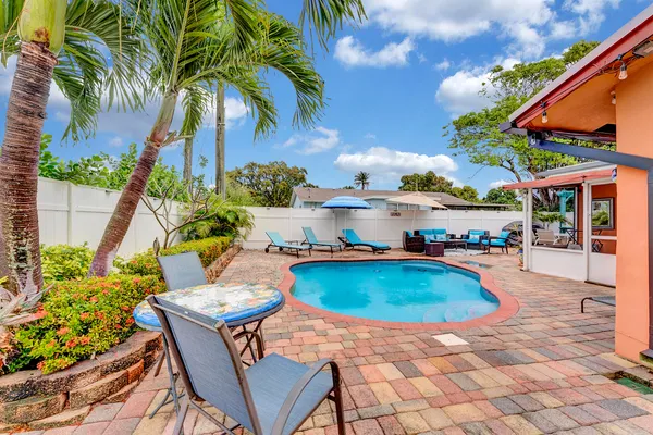 $6,500 | 661 Eagle Circle, Delray Beach, FL 33444