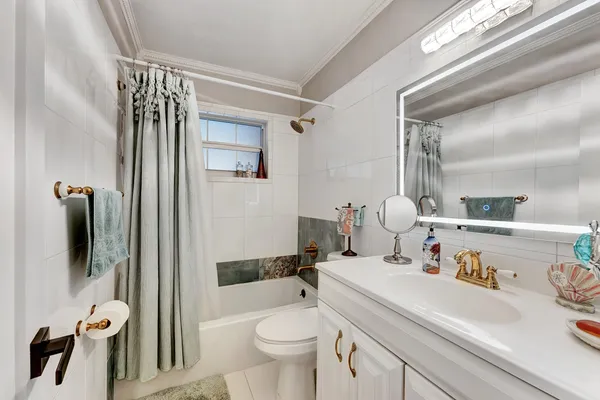 $6,500 | 661 Eagle Circle, Delray Beach, FL 33444