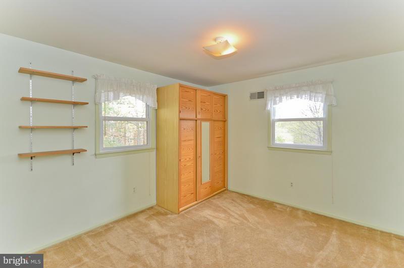 6810 Field Master Drive Springfield, VA 22153 - Photo 14 of 25 Bedroom 2