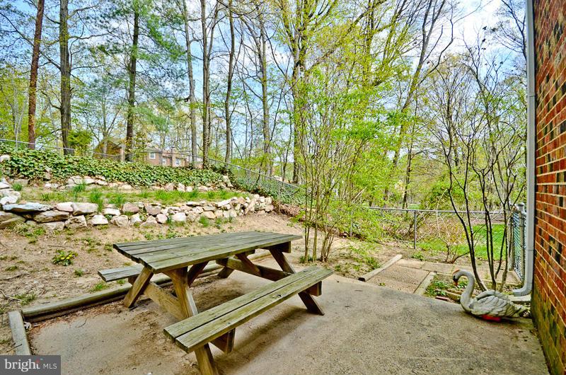 6810 Field Master Drive Springfield, VA 22153 - Photo 25 of 25 Lower level patio area.