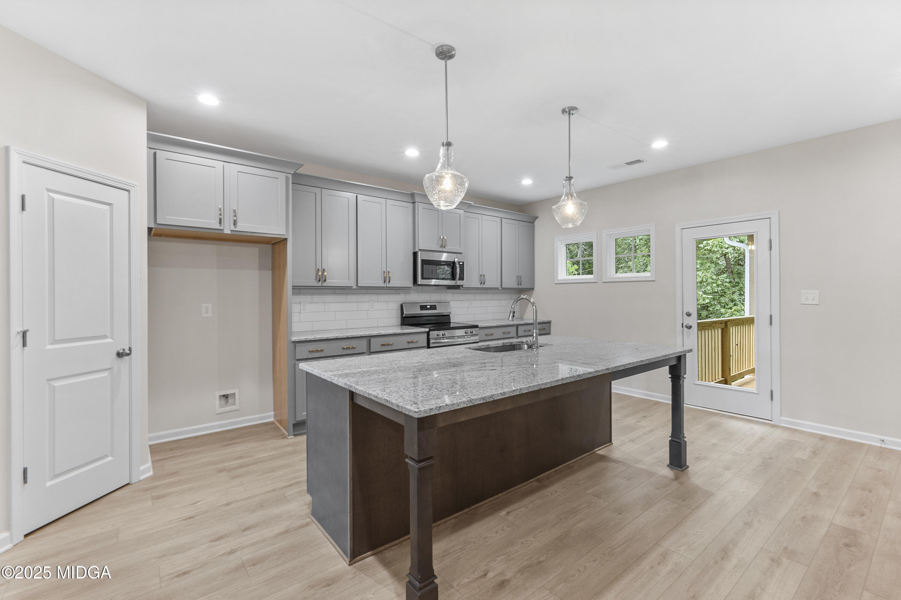 2023 Camberle Court Forsyth, GA 31029 - Photo 14 of 55 22__AAA1909_mls